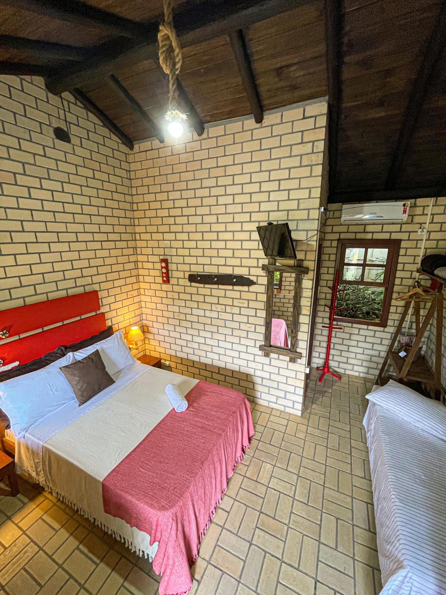 Pousada Sentiero - Praia Do Rosa Room photo
